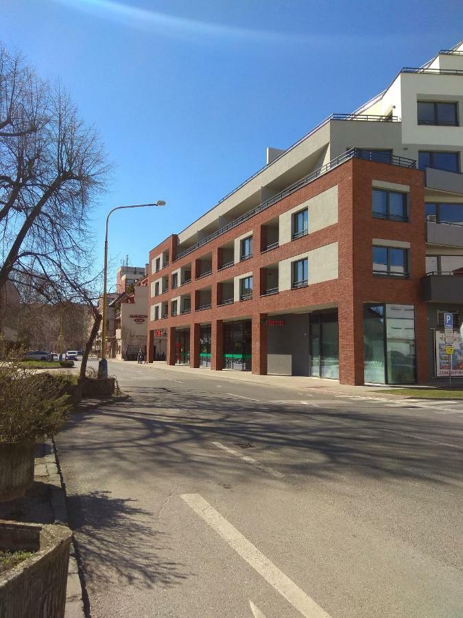Kosice Smart Apartman المظهر الخارجي الصورة